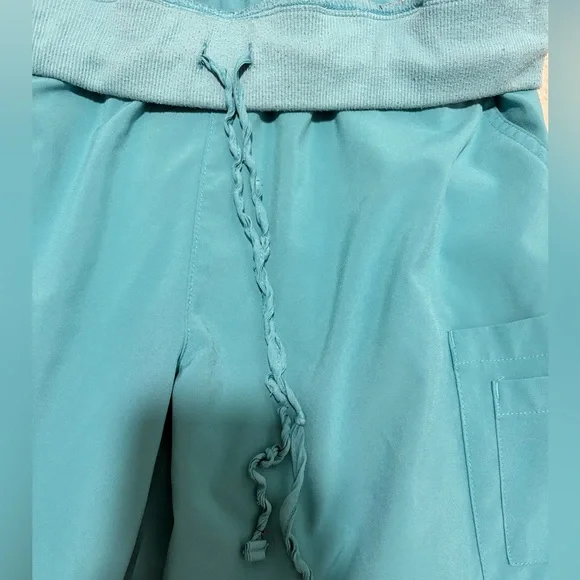 Easy STRETCH Mila Women's 7-Pocket Jogger Scrub Pants - Picture 5 of 5